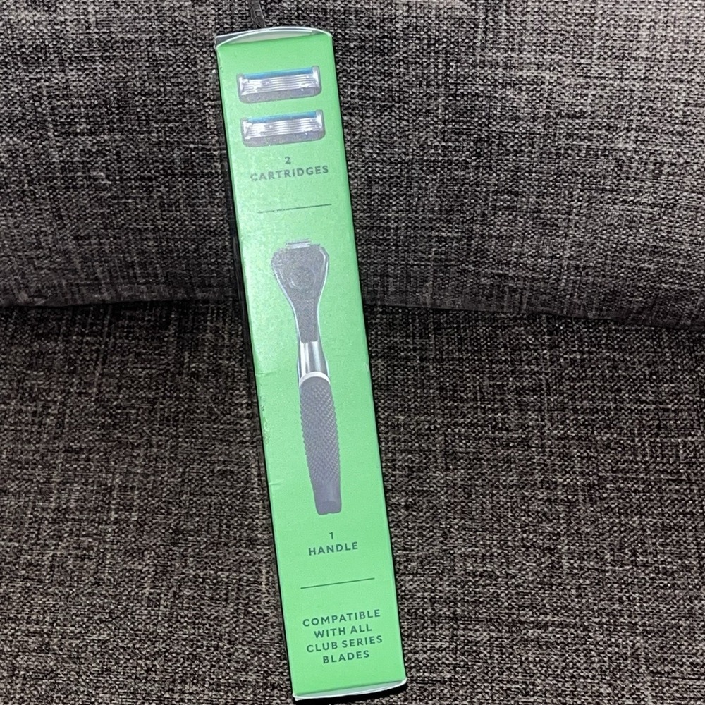 Dollar Shave Club Razor Handle + 2 Cartridges Razor Refills - Picture 4 of 4